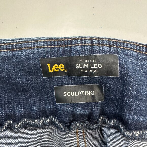 Lee Slim Fit Slim Leg Mid Rise Pull On Women's size 16 Dark Blue Denim jeans - Picture 3 of 5